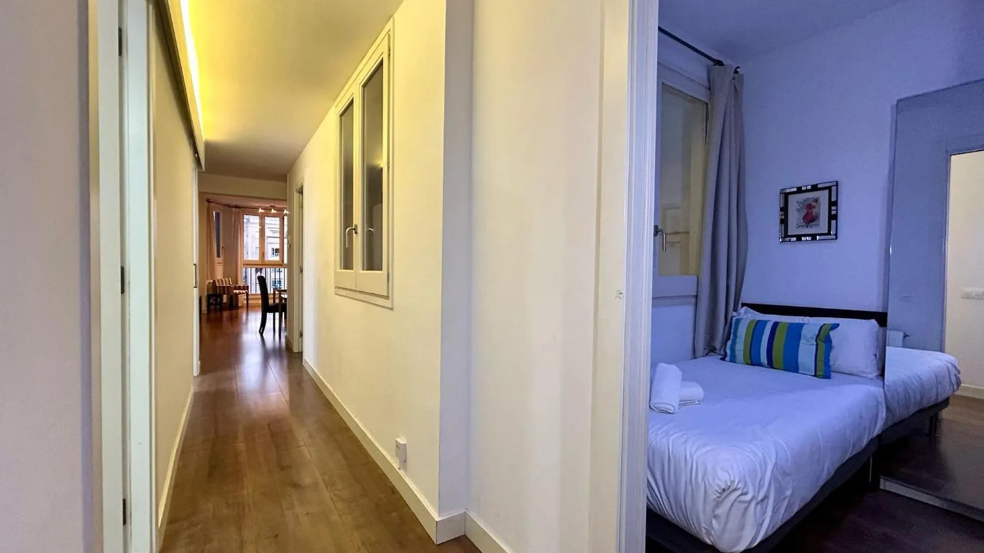 Barcelonaforrent Tucson Suites 0*, Barcelona